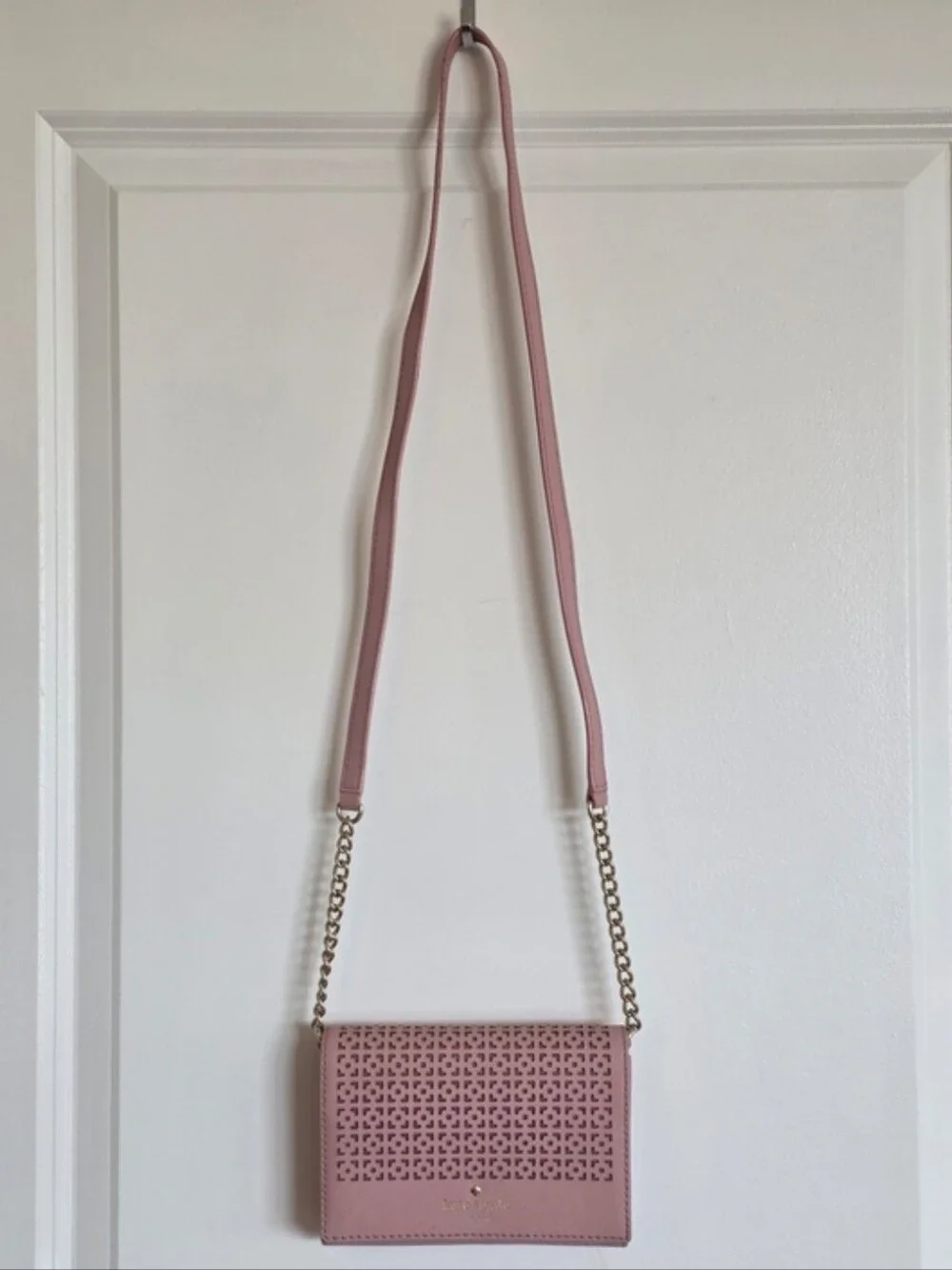 kate spade New York Cedar Street Cami Crossbody In Dusty Pink